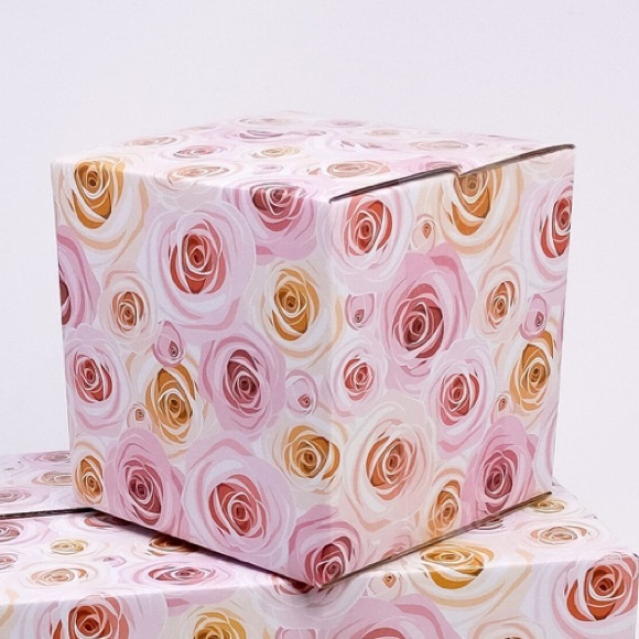 CLEARANCE 10 (4X4X4) Pink Rose Boxes PRICE IS FIRM - Picture 4 of 5